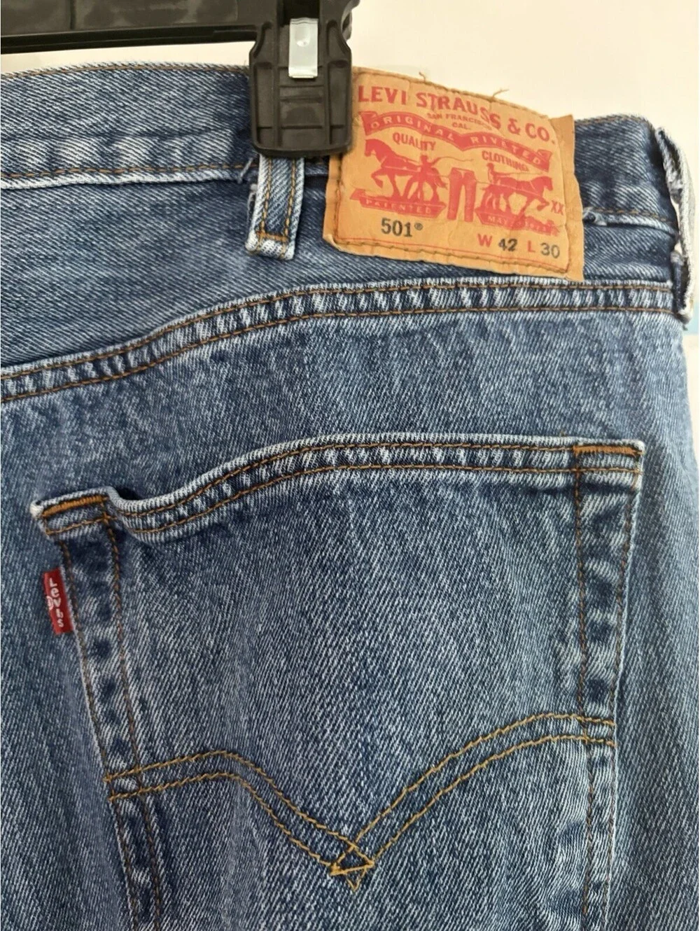 Levi's 501 Button Fly Strait Leg Jeans XX 42x30 Medium Wash Made in Egypt EUC